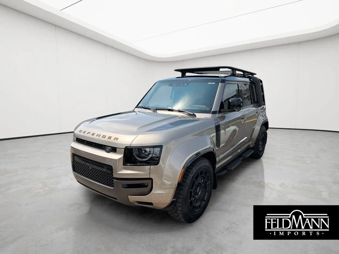 2025 Land Rover Defender 110 Octa P635's photo