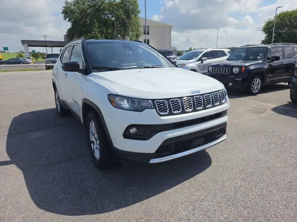 2025 Jeep Compass Limited 4X4's photo