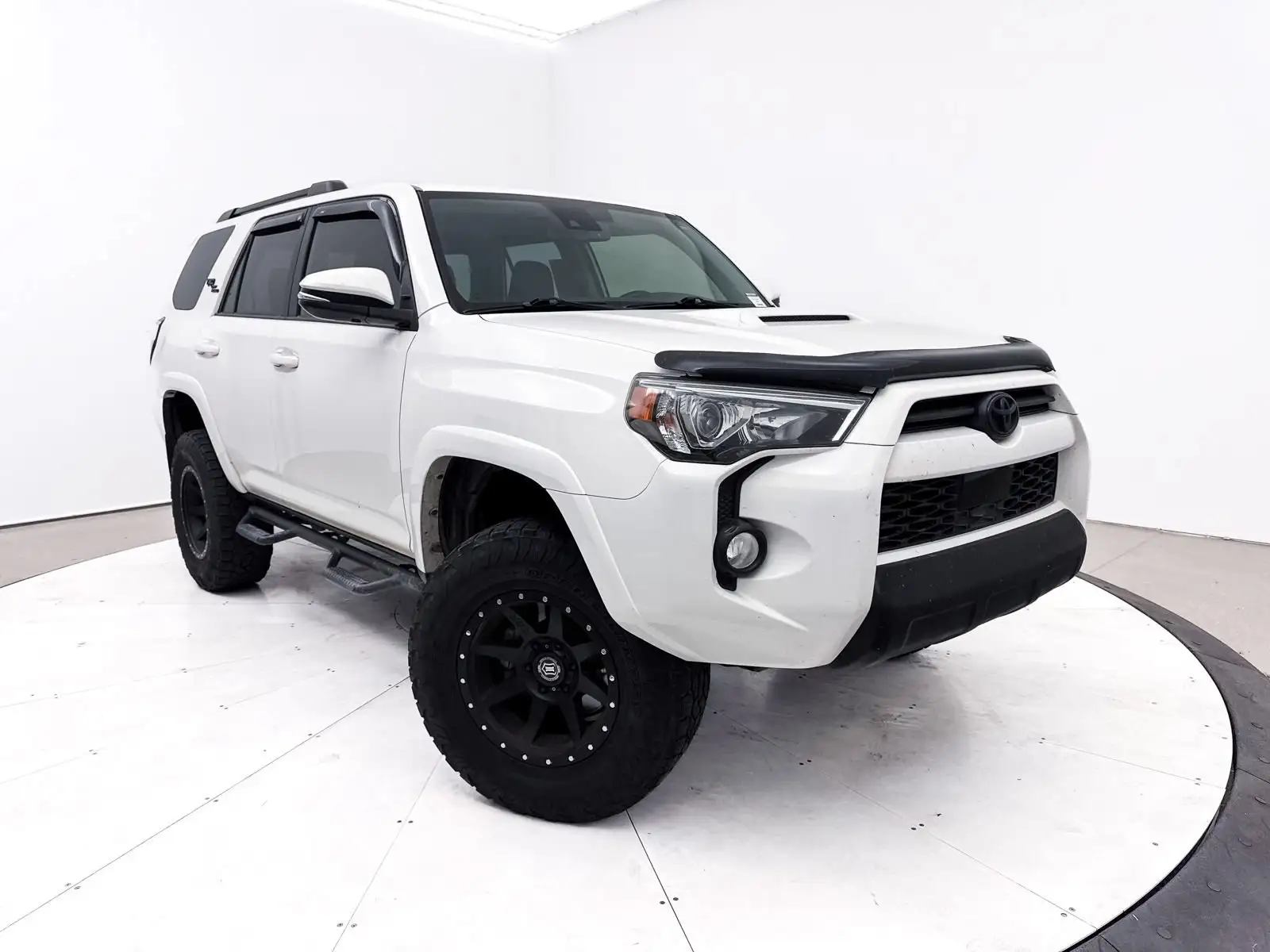 2020 Toyota 4Runner Off-Road 4WD V6's photo