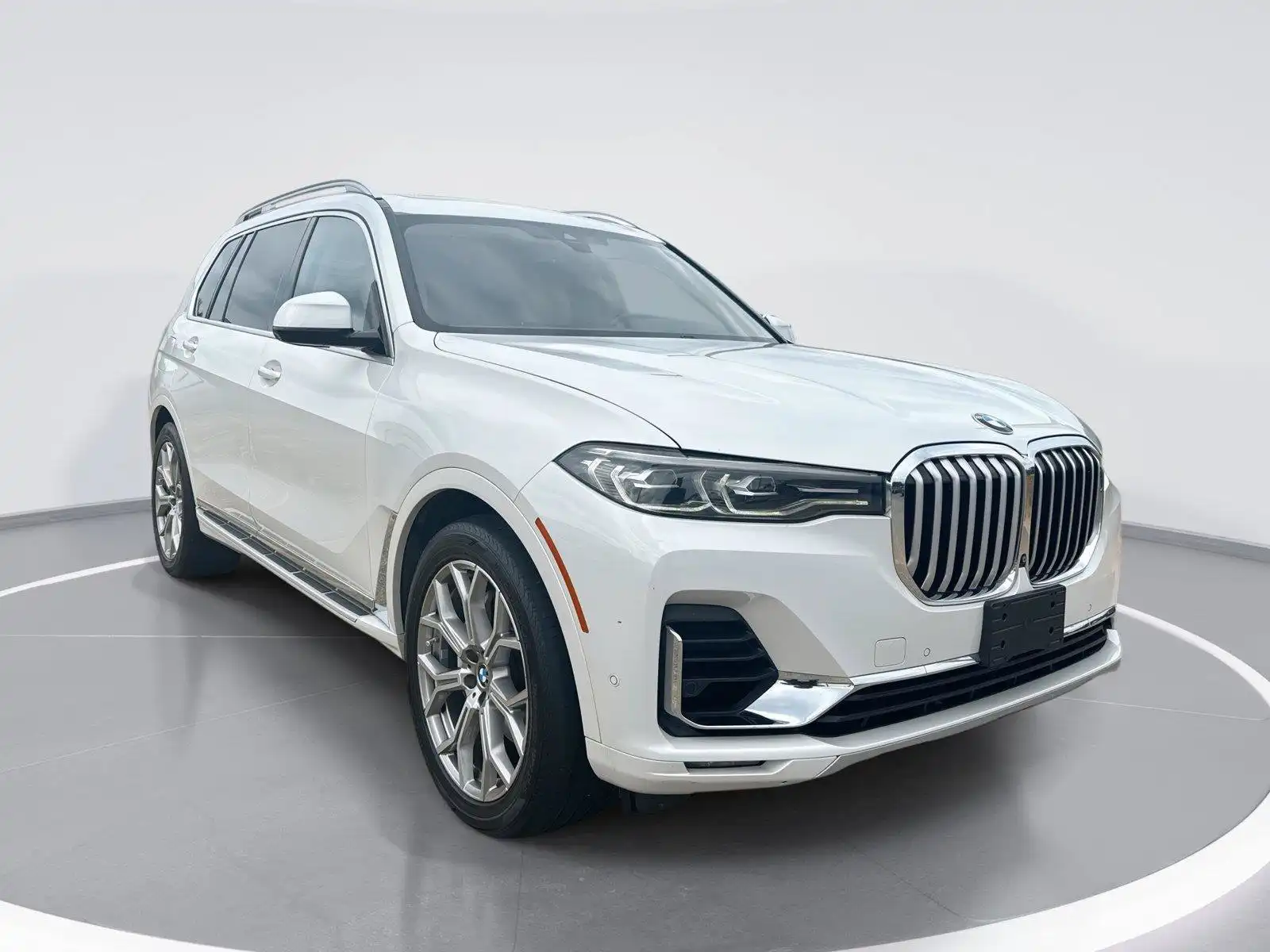 2019 BMW X7 xDrive40i's photo