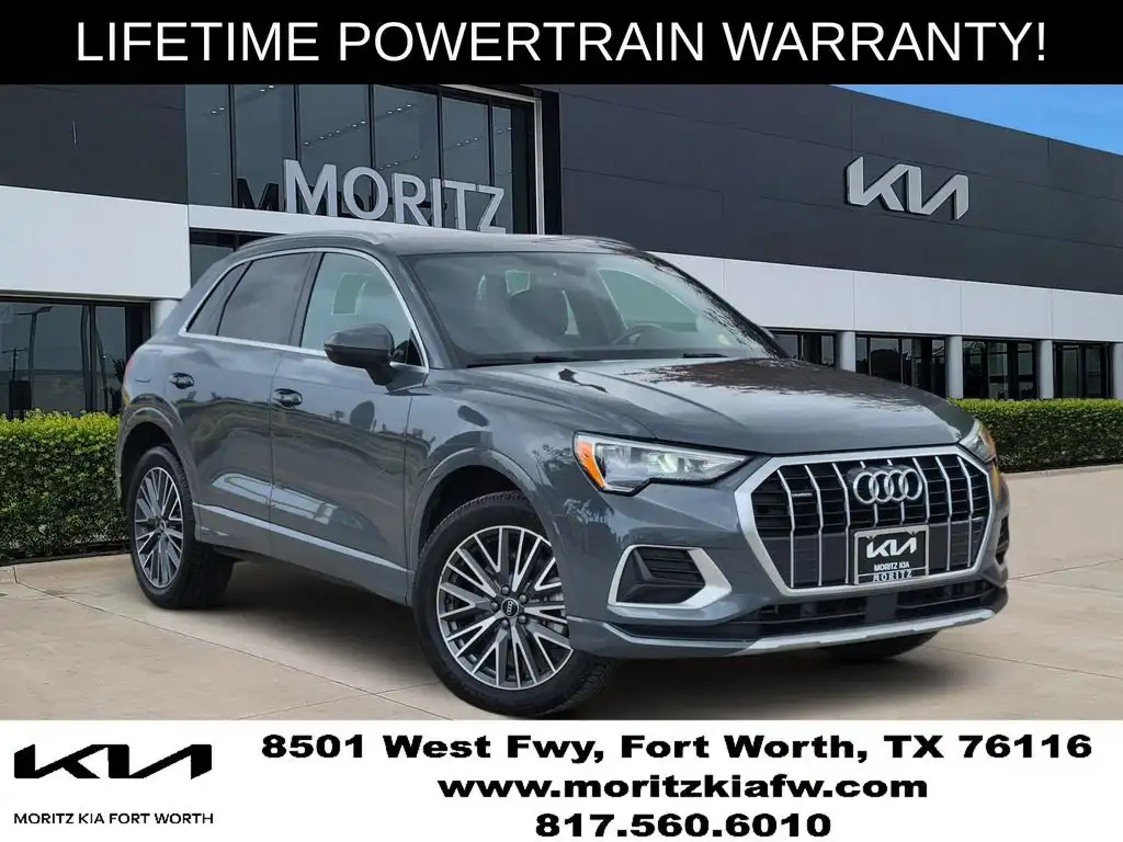 2022 Audi Q3 40 TFSI Premium quattro's photo