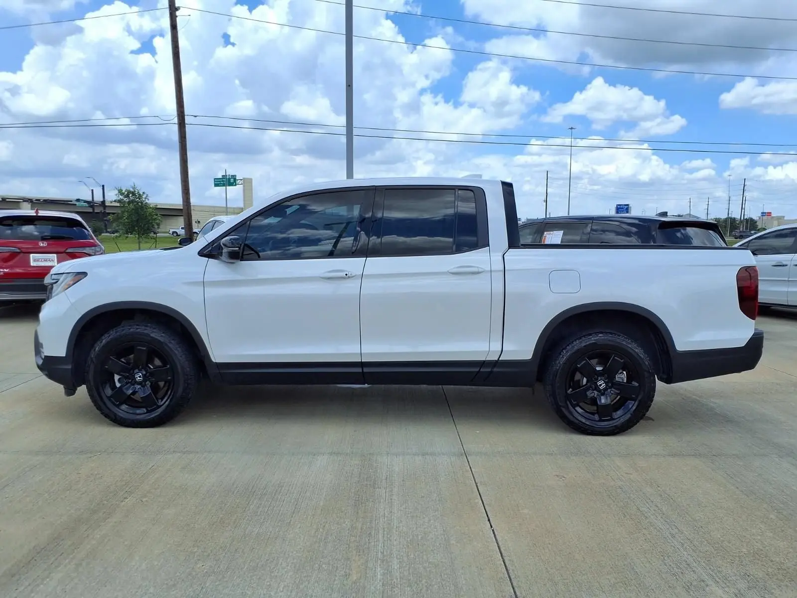 2026 Honda Ridgeline Black Edition photo 3