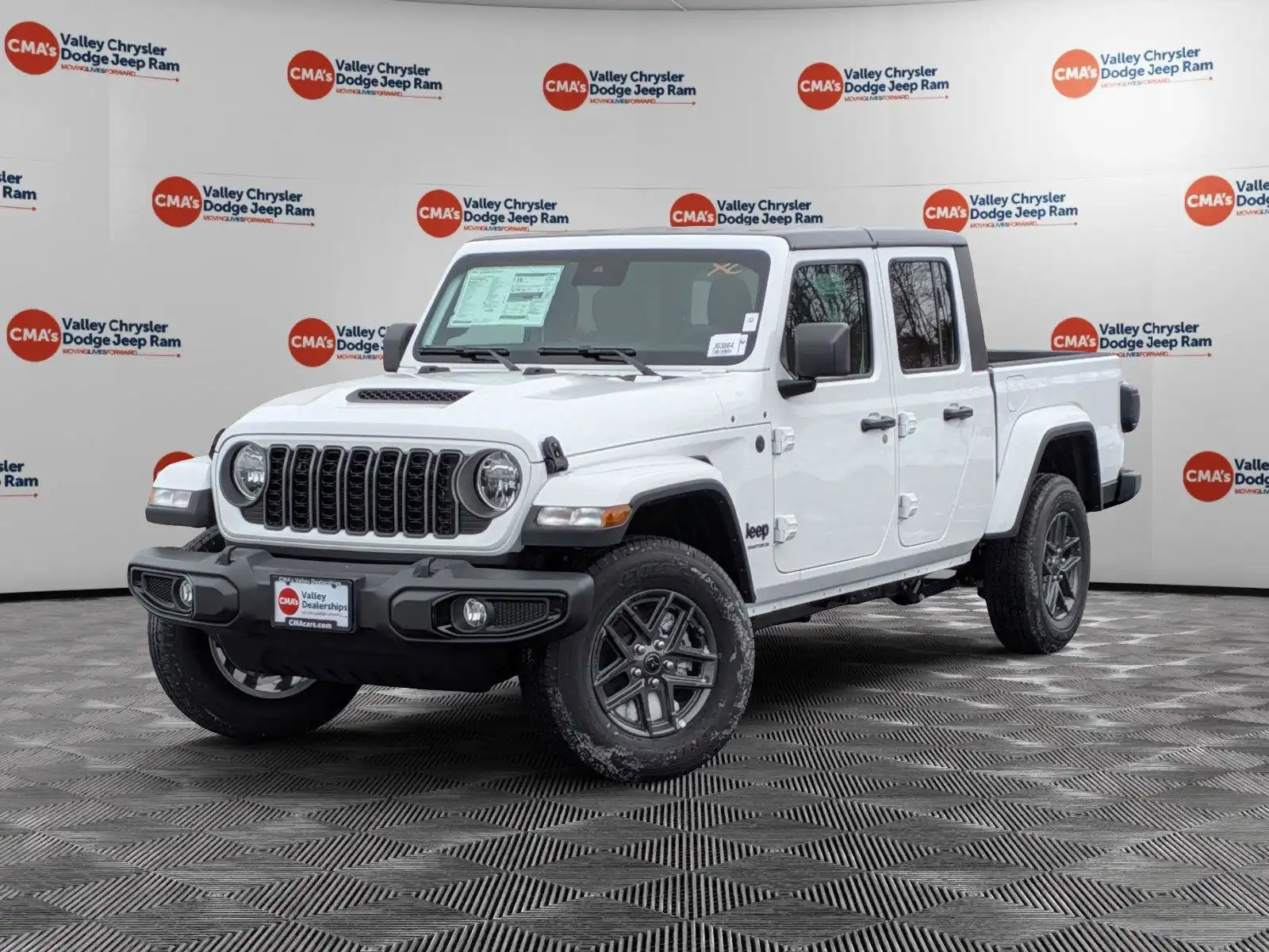2025 Jeep Gladiator Sport S Auto's photo