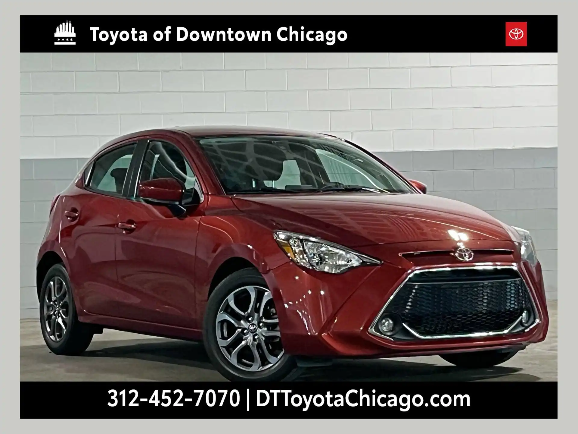 2020 Toyota Yaris LE 5-Door Hatchback AT's photo