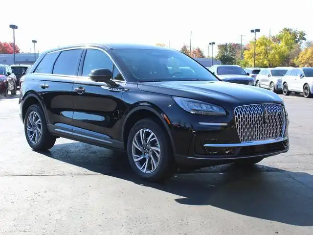 2025 Lincoln Corsair Premiere AWD's photo