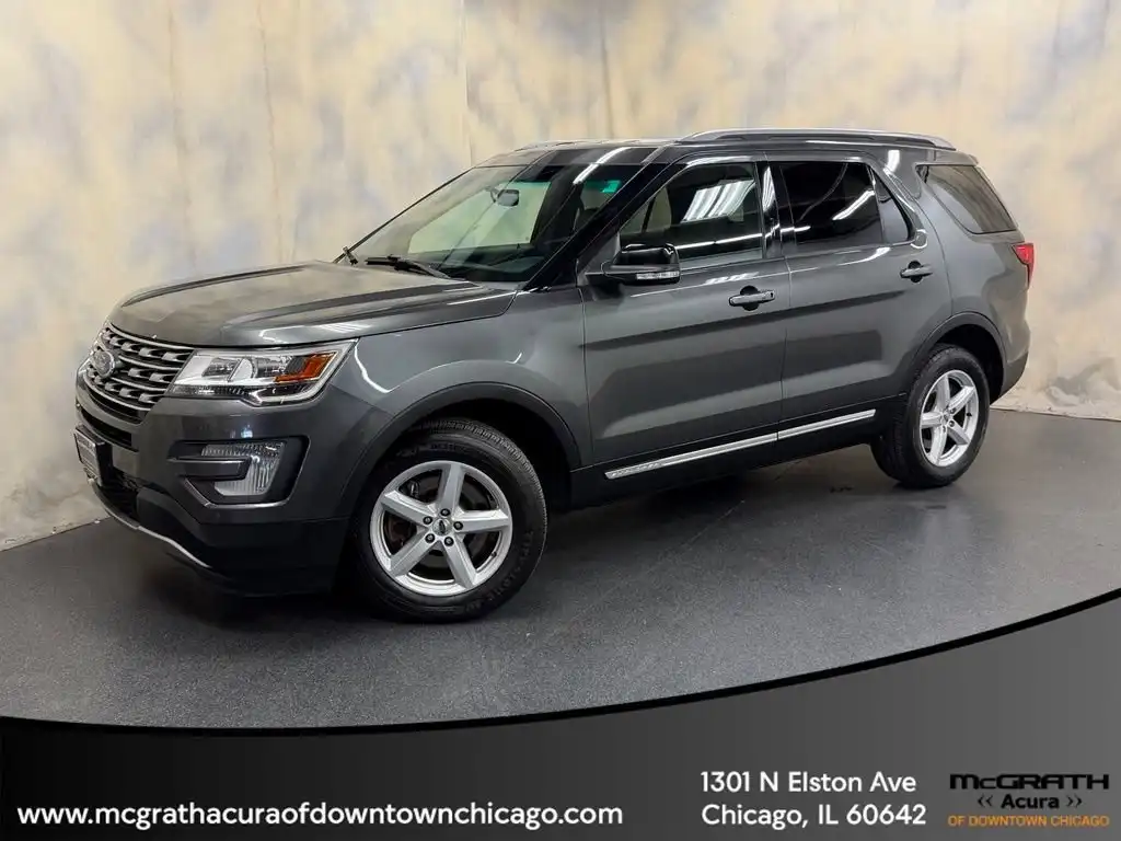 2017 Ford Explorer XLT 4WD's photo