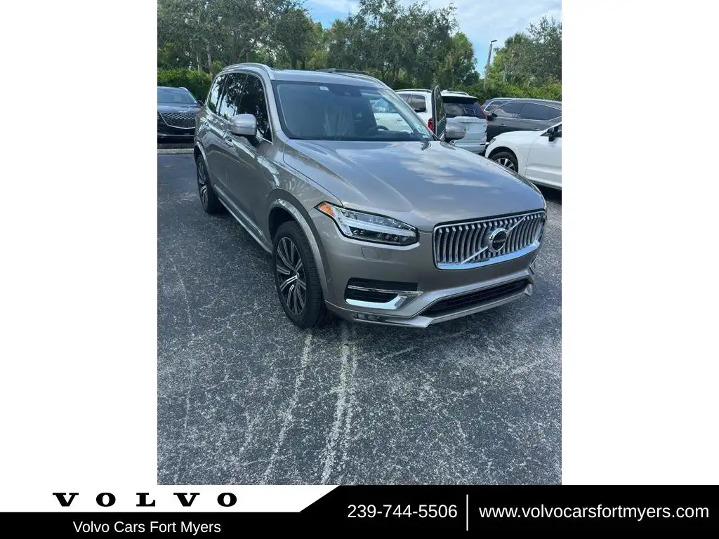 2020 Volvo XC90 T6 Inscription 6 Passenger AWD's photo