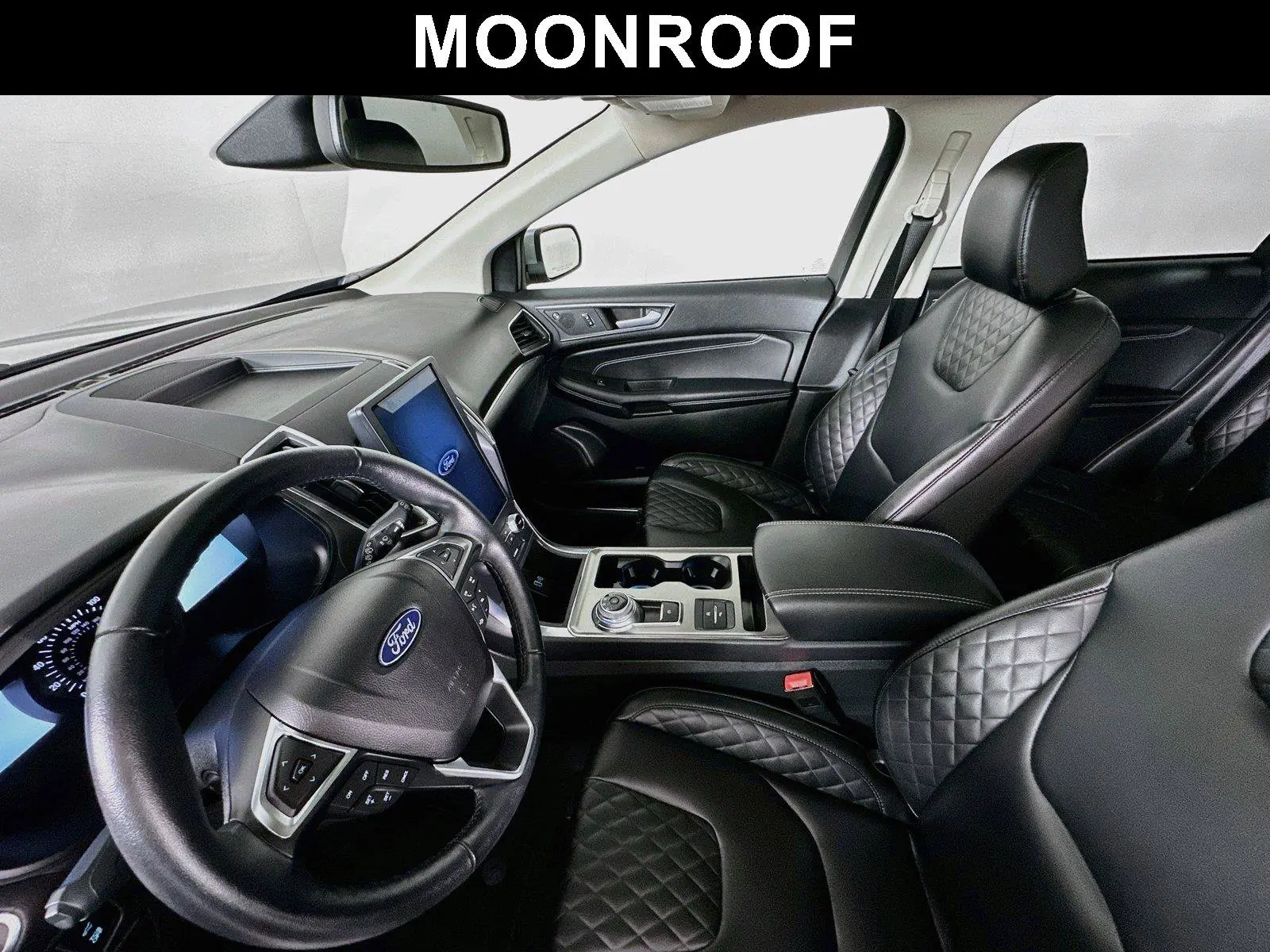 2023 Ford Edge Titanium AWD photo 5