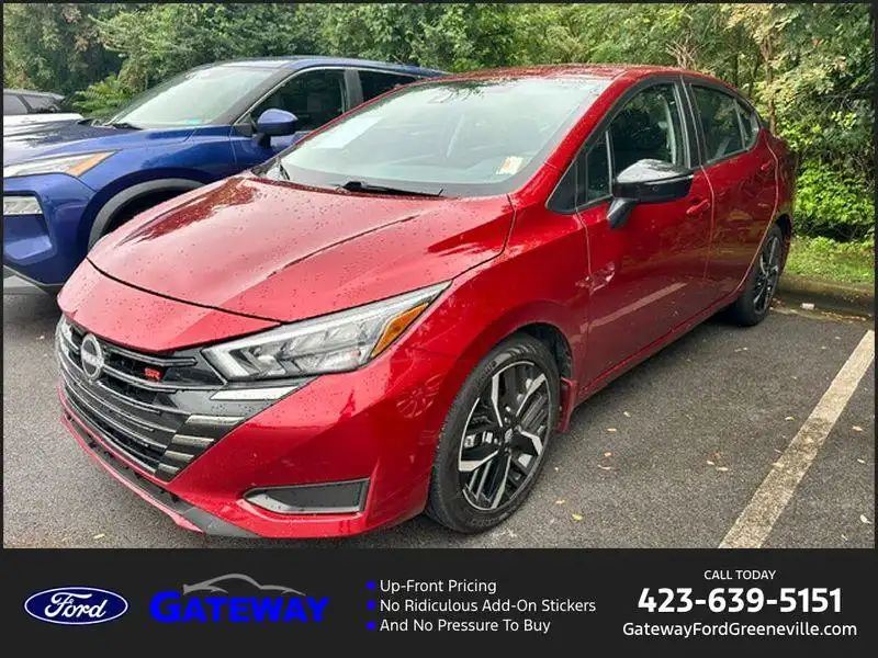2025 Nissan Versa 1.6 SR CVT's photo