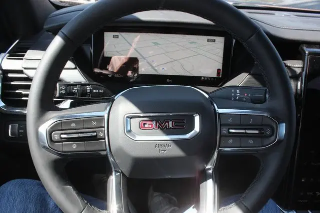 2025 GMC Acadia Elevation AWD photo 5