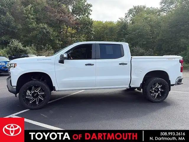 2021 Chevrolet Silverado 1500 LT 4WD Crew Cab Short Box's photo