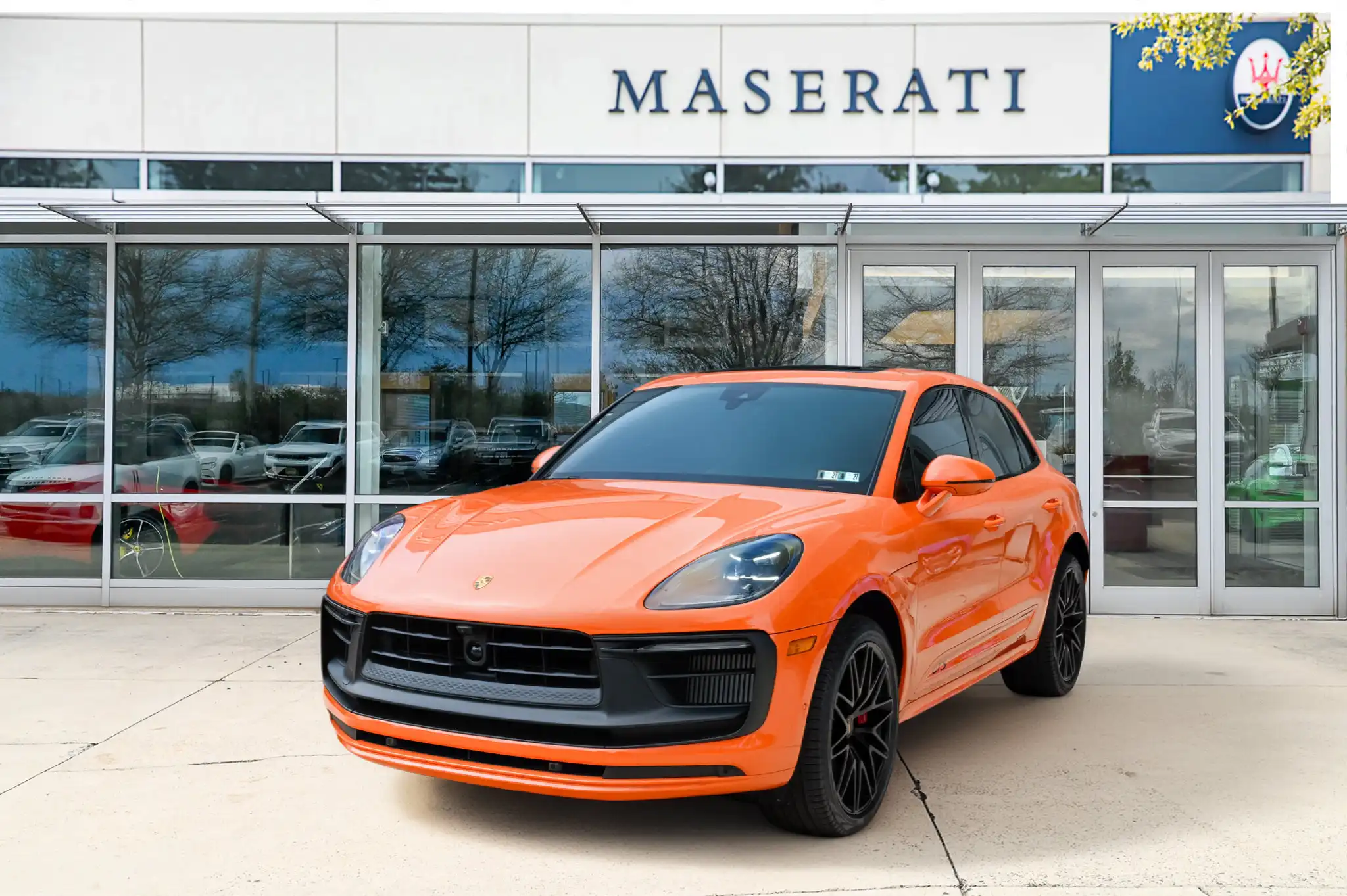 2023 Porsche Macan GTS's photo