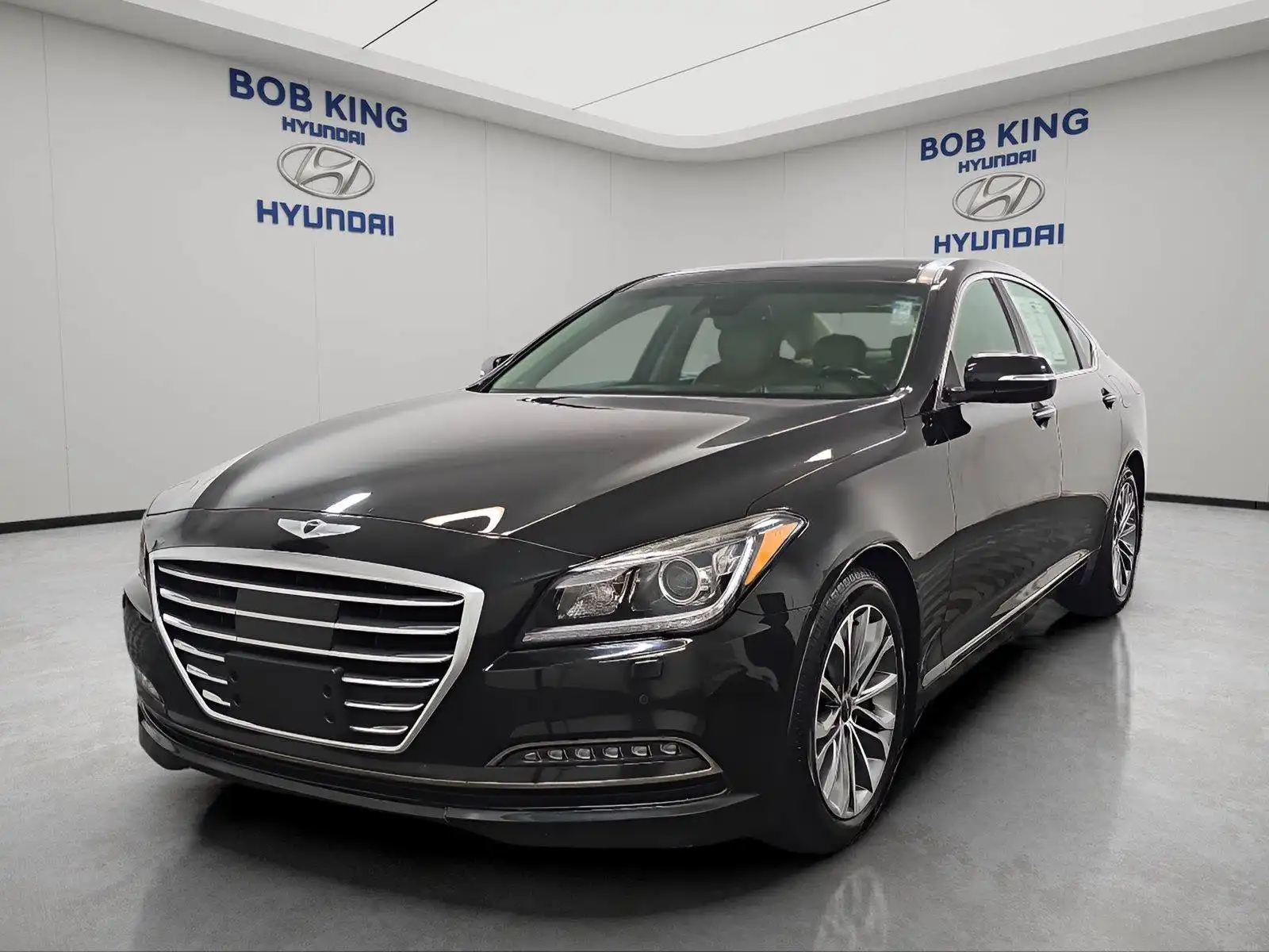 2016 Hyundai Genesis 3.8 AWD's photo