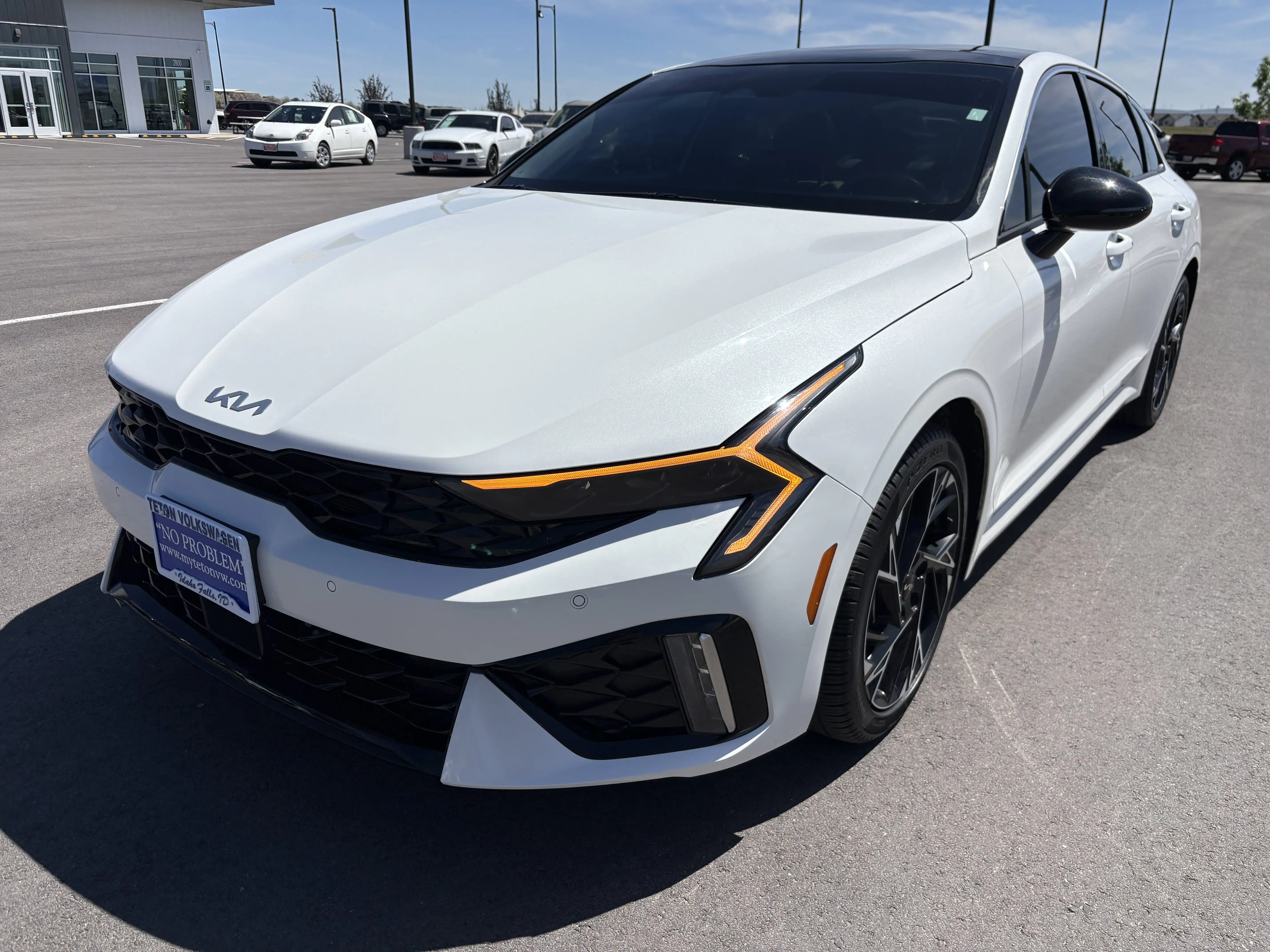 2025 Kia Optima GT-Line FWD's photo
