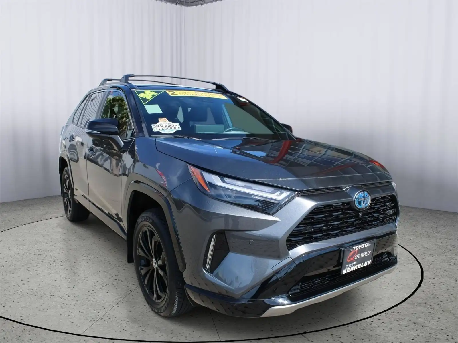 2024 Toyota RAV4 Hybrid XSE AWD's photo