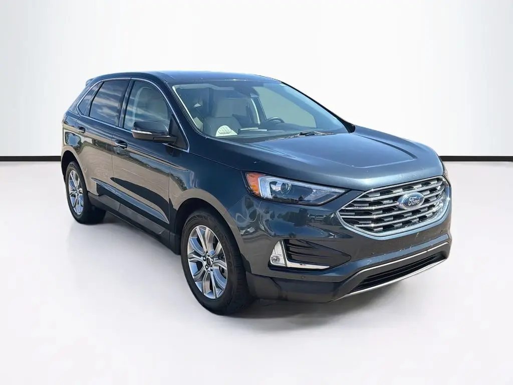 2024 Ford Edge Titanium AWD photo 3