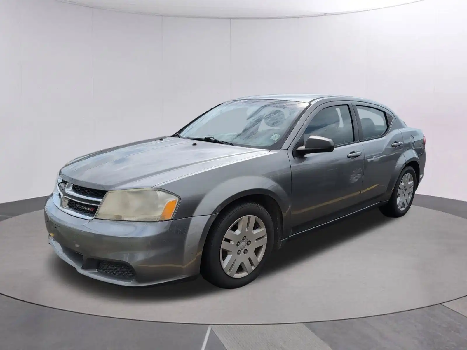 2012 Dodge Avenger SE's photo