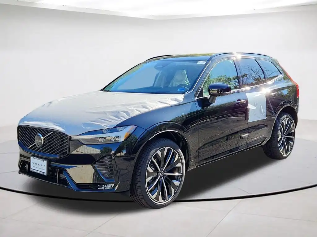 2027 Volvo XC60 B5 Ultra Dark AWD's photo