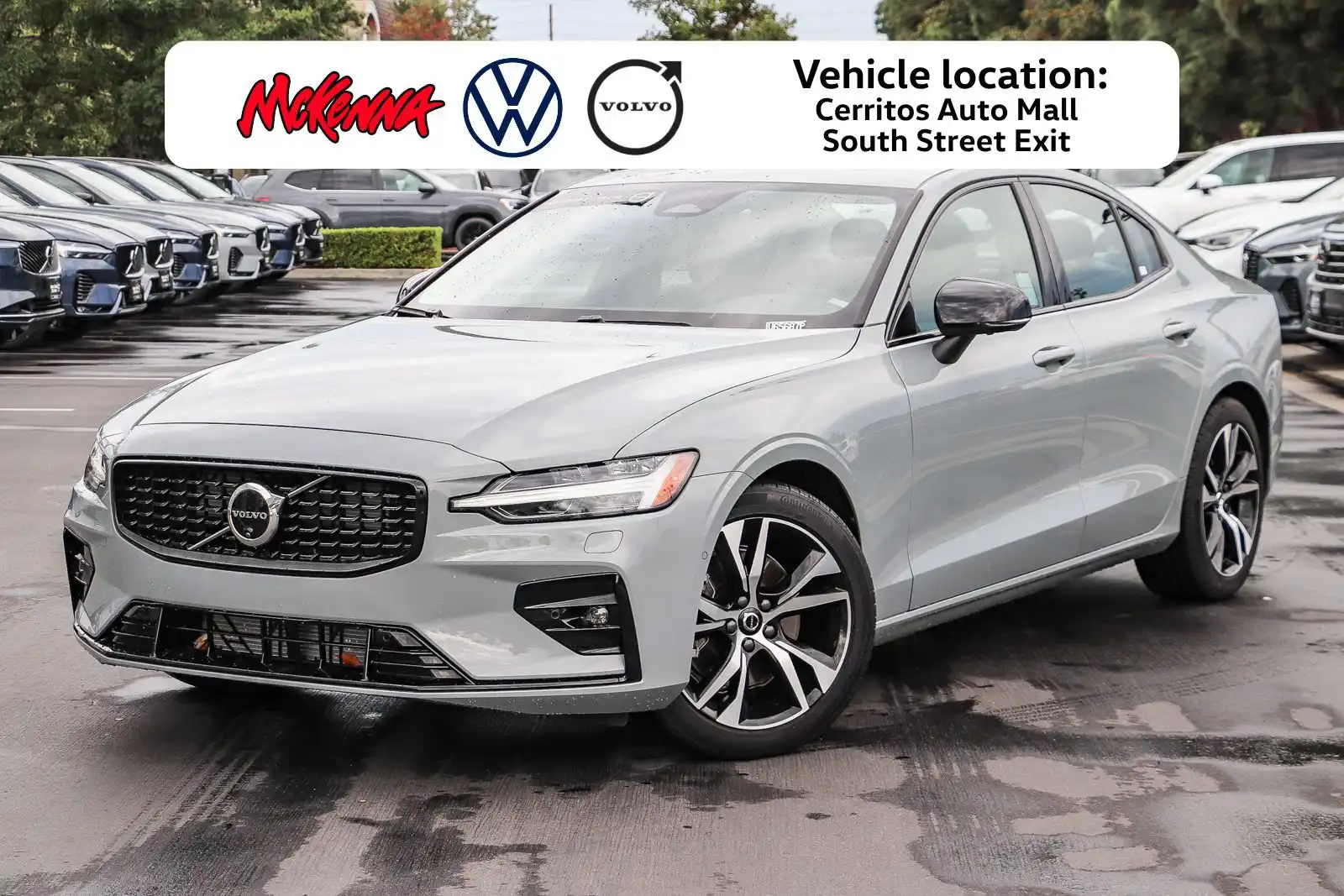 2025 Volvo S60 B5 Plus Dark AWD's photo