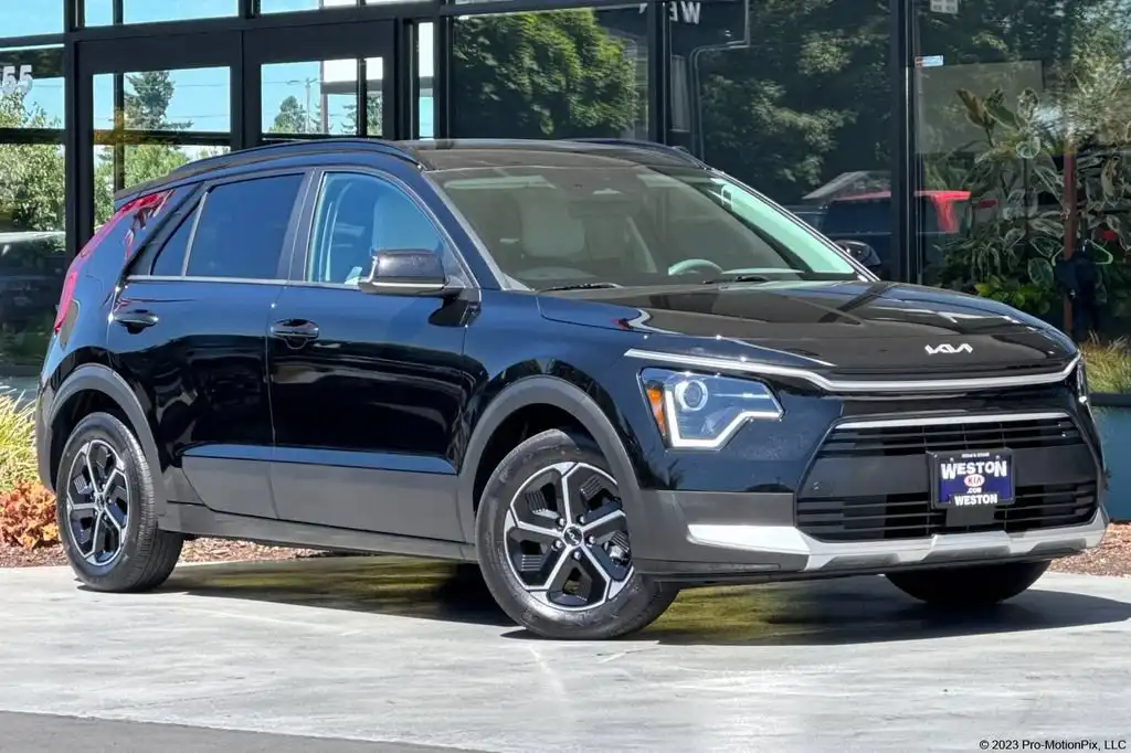 2025 Kia Niro Hybrid EX's photo