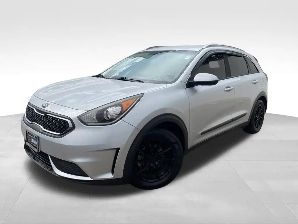 2018 Kia Niro LX's photo