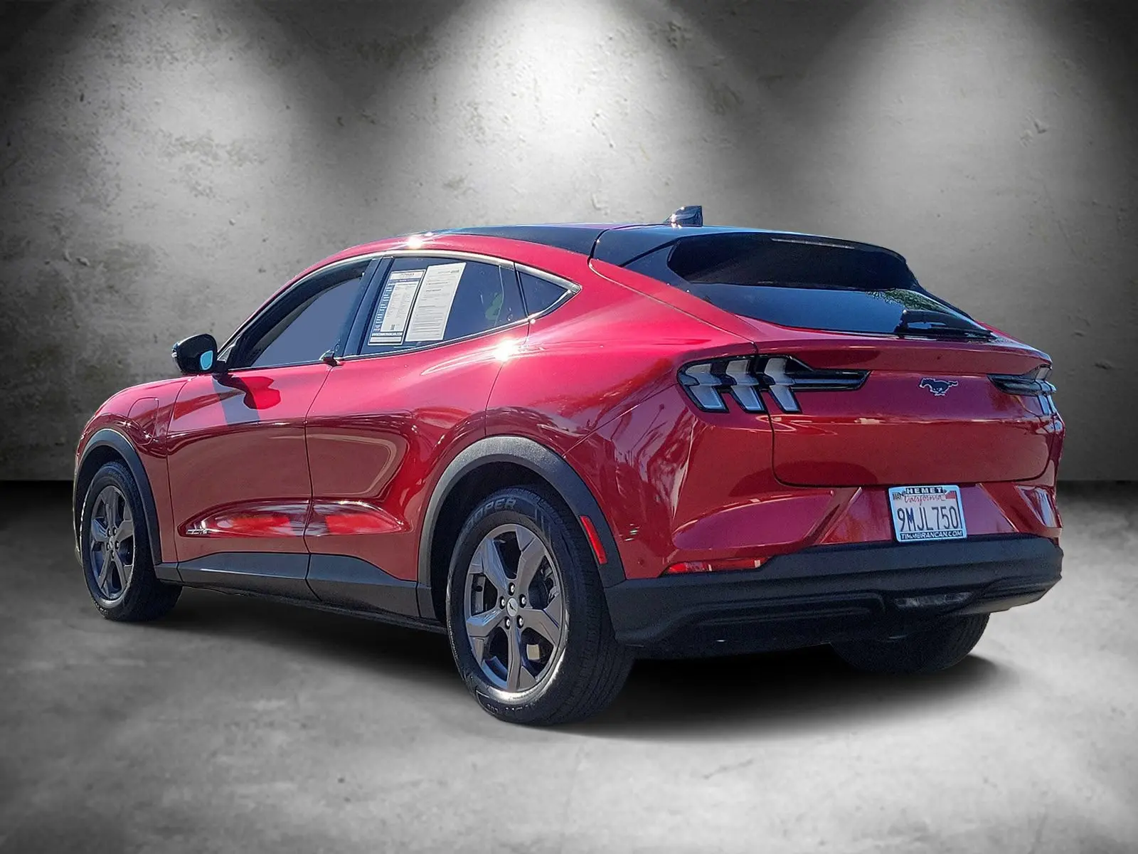 2023 Ford Mustang-Mach-e Select photo 4