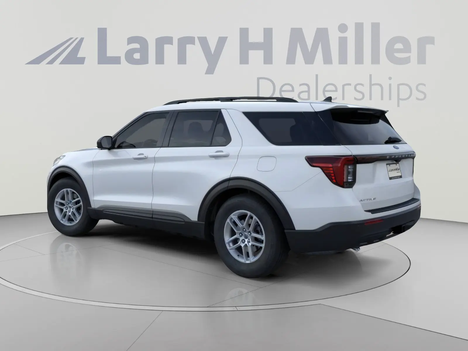 2026 Ford Explorer Active w/200A Pkg photo 4