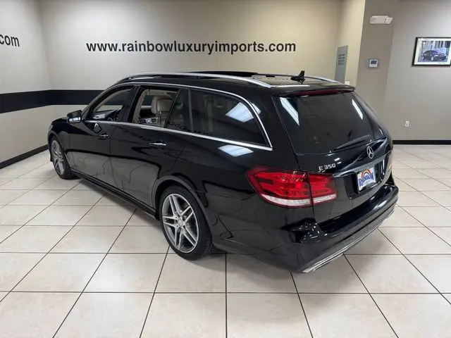 2016 Mercedes-Benz E-Class E350 Luxury 4MATIC photo 4