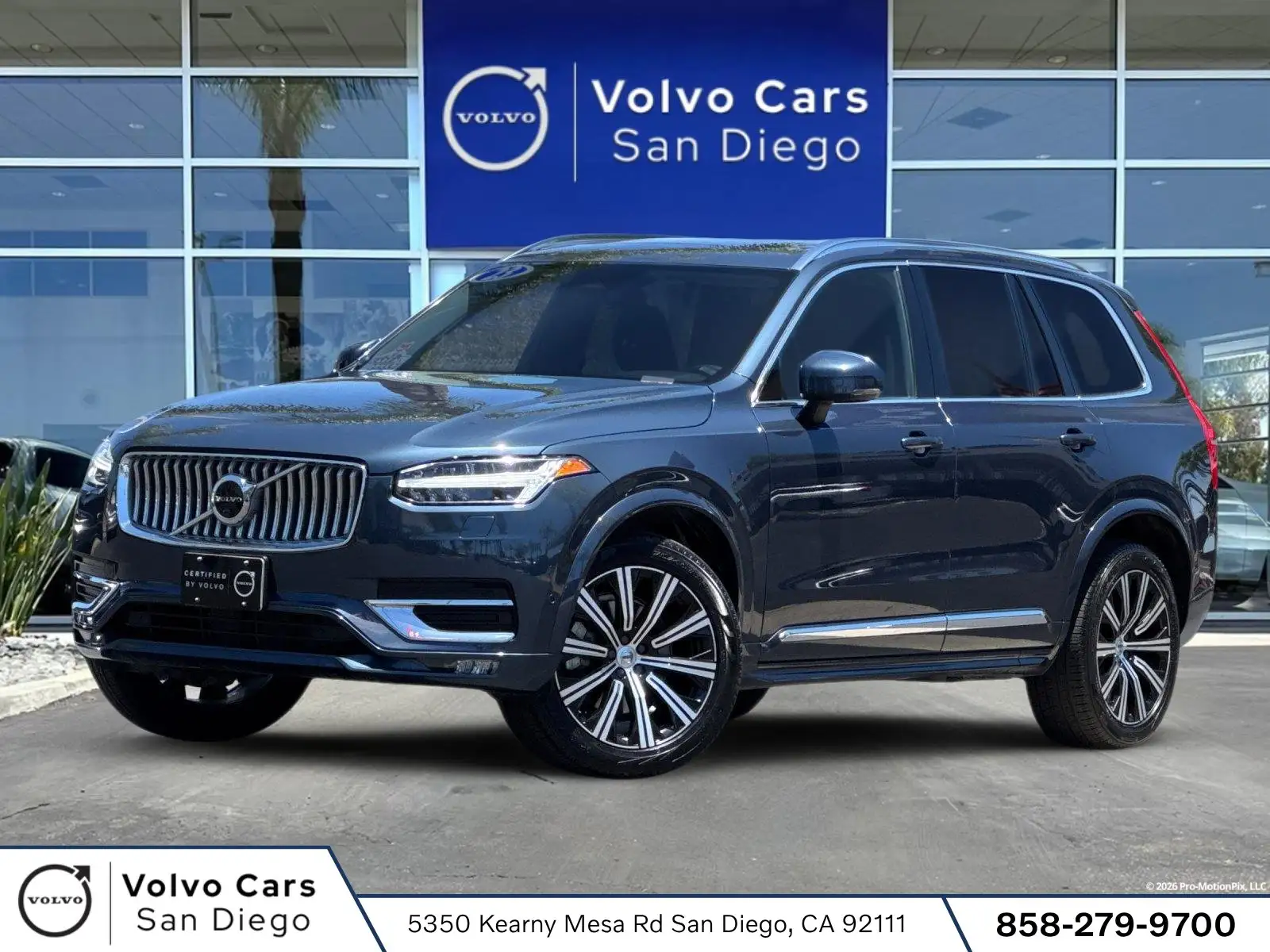 2023 Volvo XC90 B5 Plus 4WD's photo