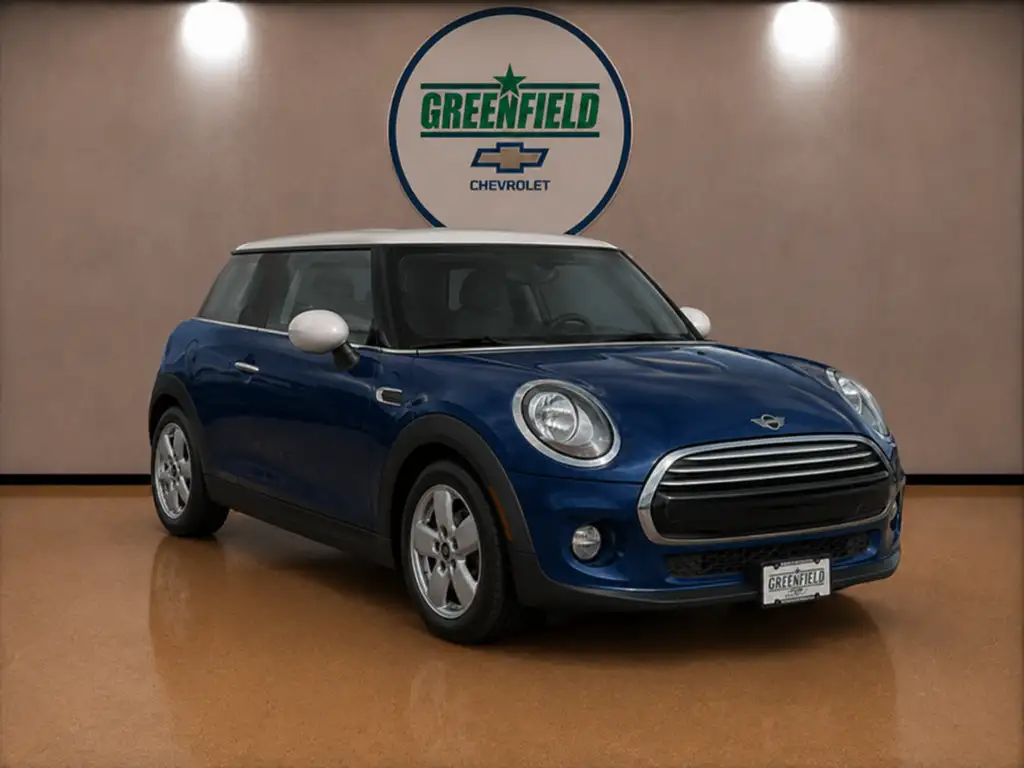 2015 MINI Cooper Base's photo