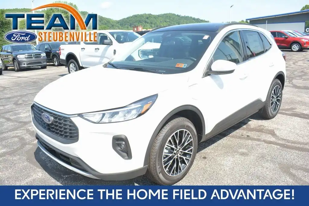 2025 Ford Escape PHEV FWD's photo