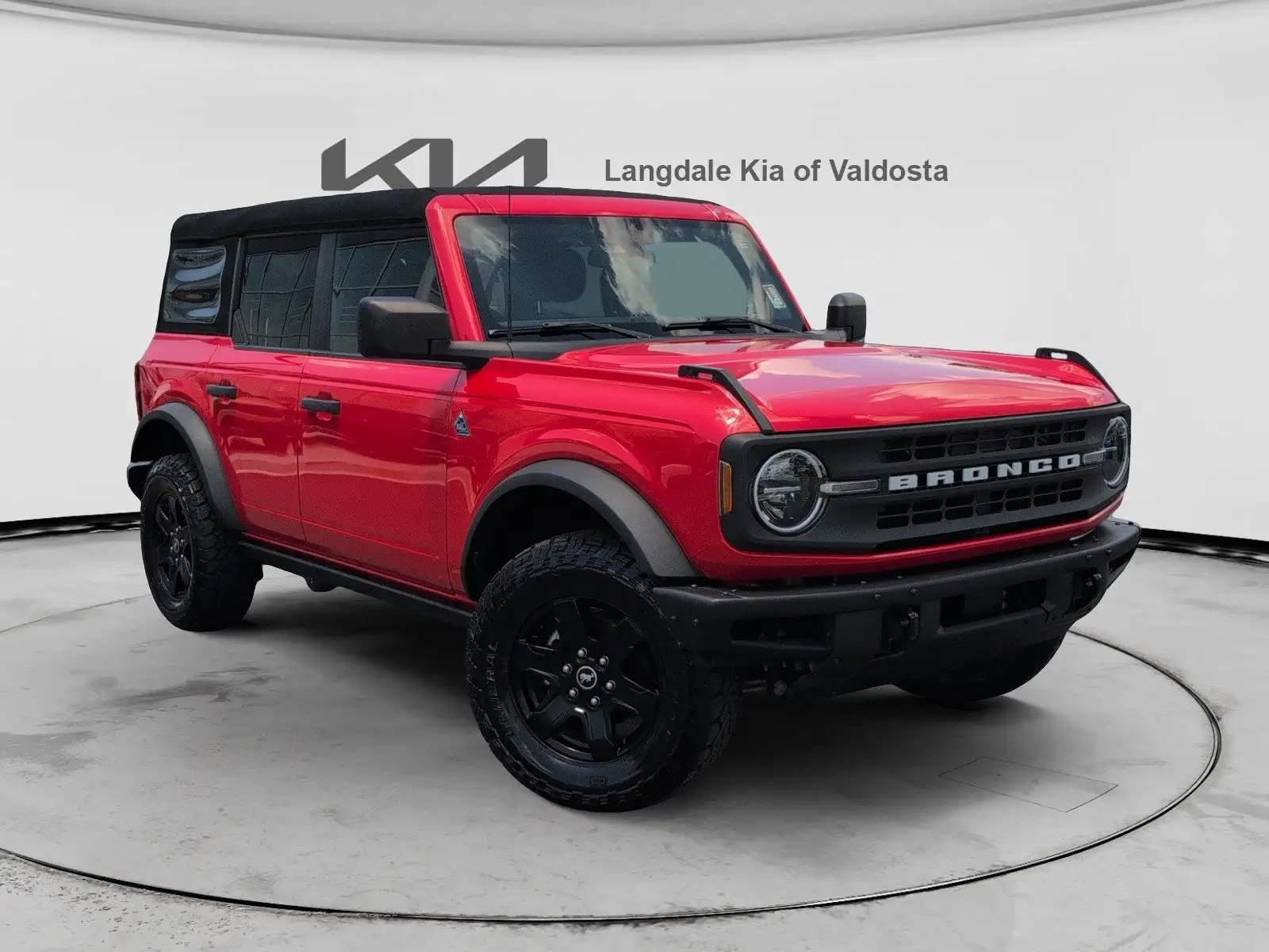 2023 Ford Bronco Black Diamond Mid (322A) 4x4's photo