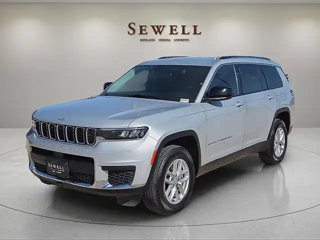 2024 Jeep Grand Cherokee L Laredo 4x4's photo