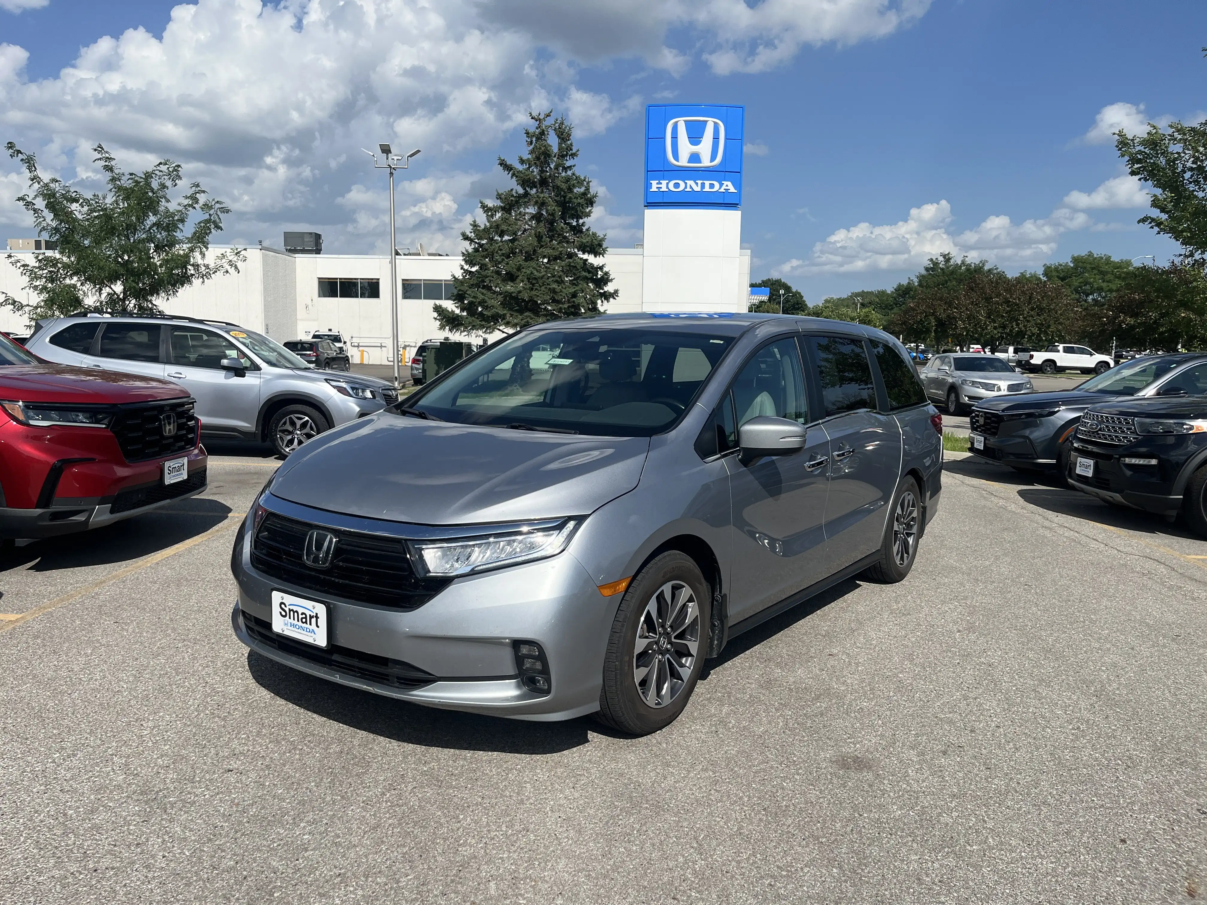 2021 Honda Odyssey EX-L's photo