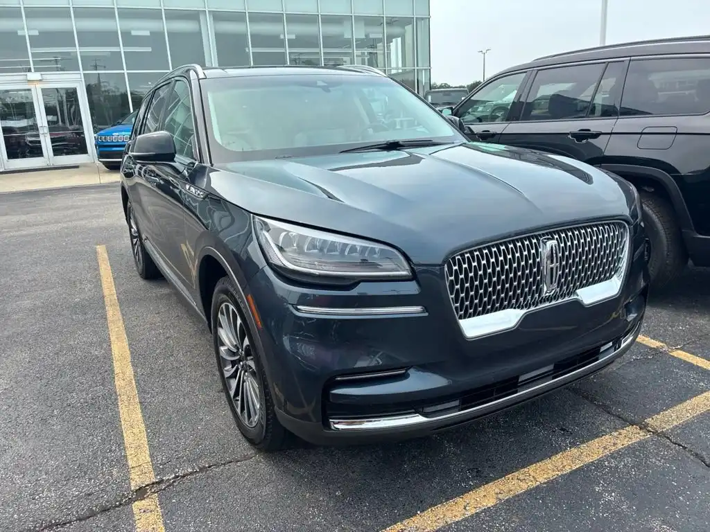 2023 Lincoln Aviator Reserve AWD's photo