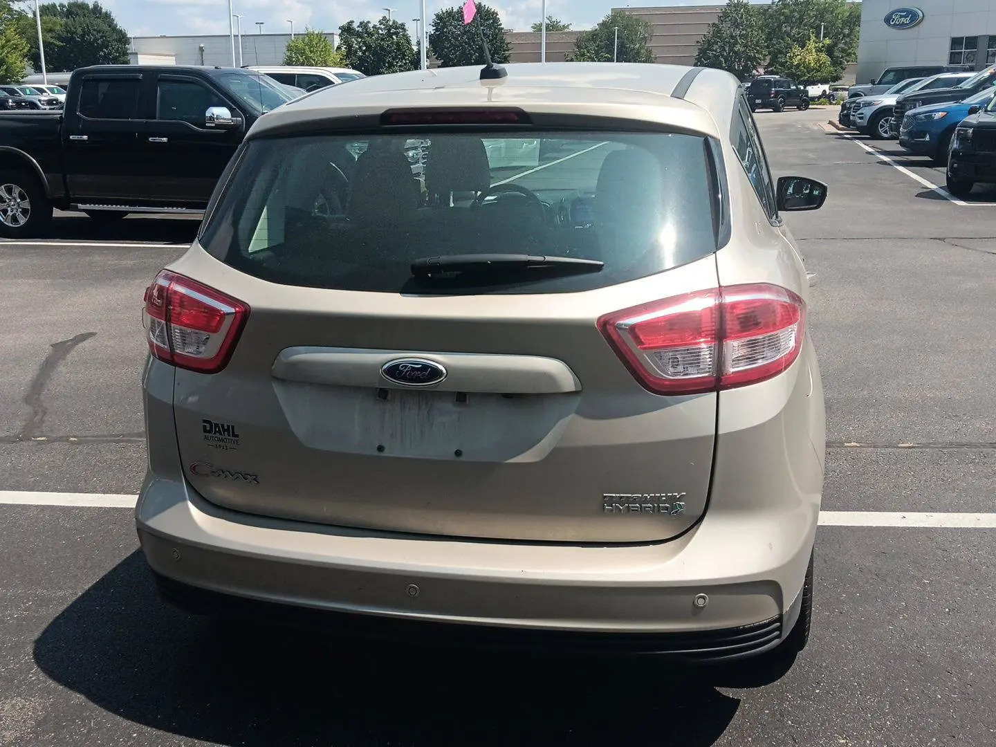 2017 Ford C-Max Hybrid Titanium photo 5
