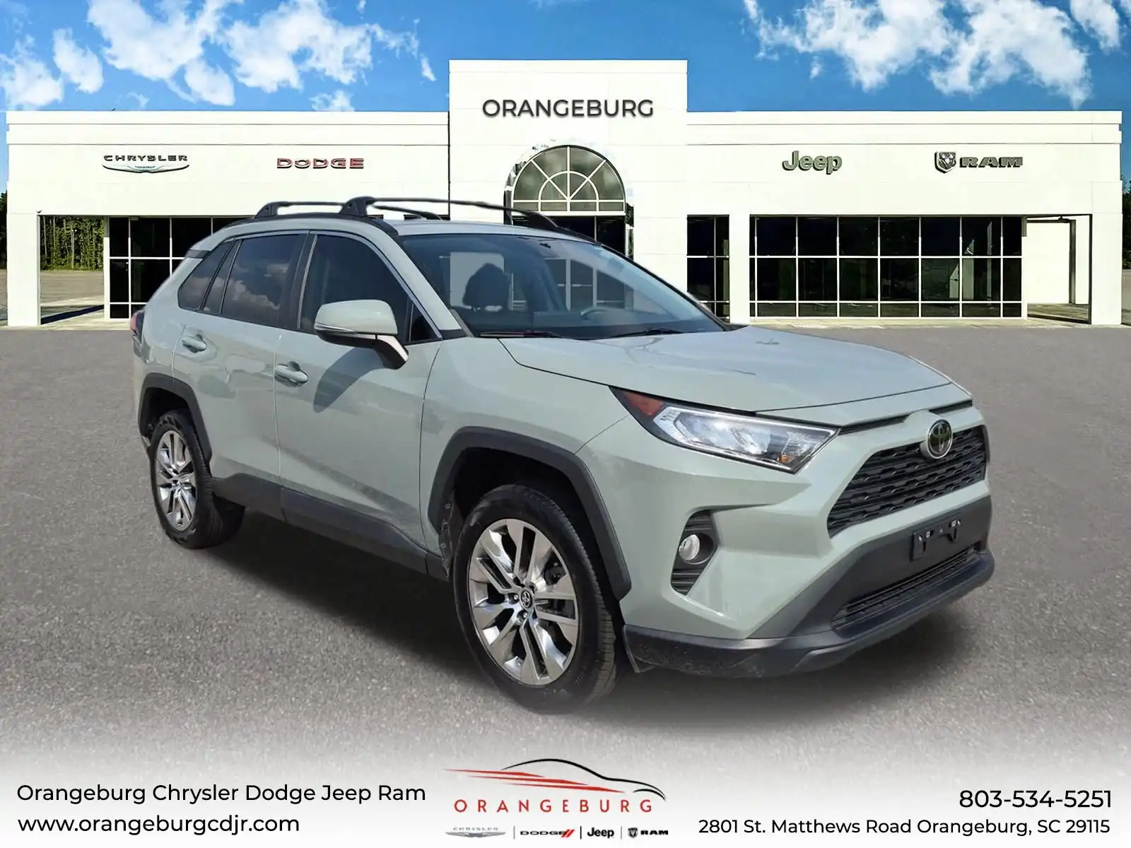 2021 Toyota RAV4 XLE Premium FWD's photo