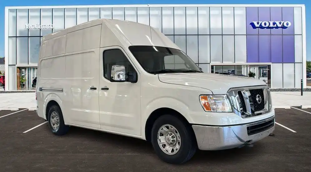 2013 Nissan NV 3500 High Roof SV V8's photo