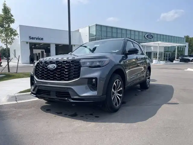 2026 Ford Explorer ST-LINE 4WD's photo