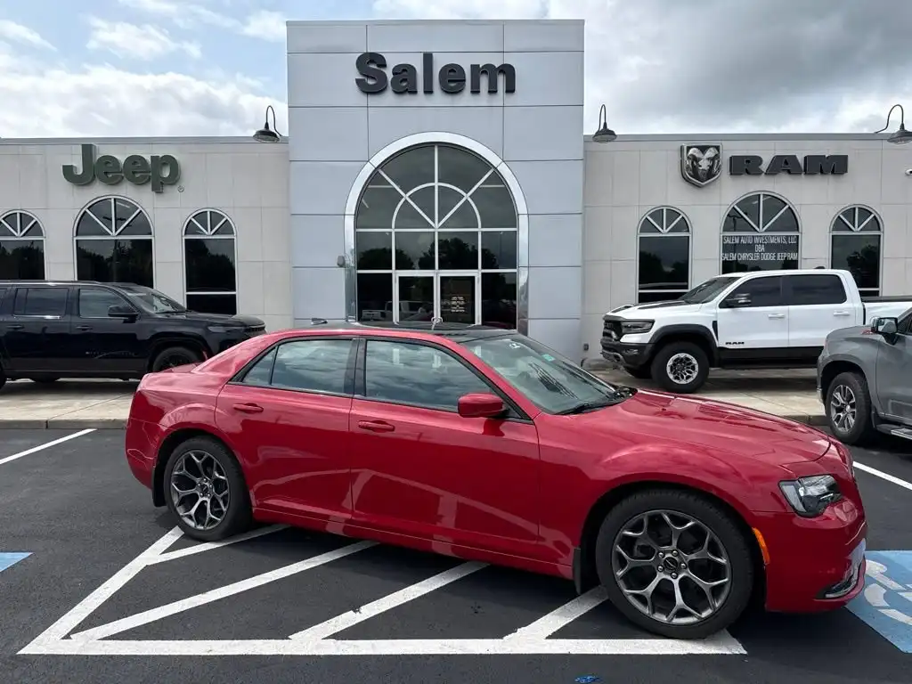 2015 Chrysler 300 S V6's photo