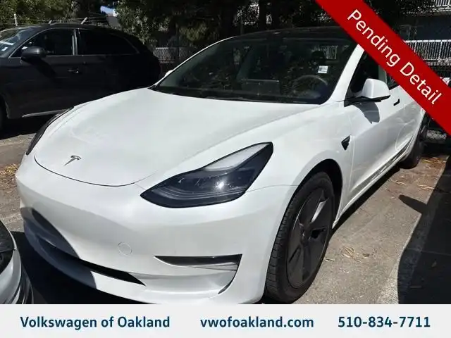 2023 Tesla Model 3 Base's photo