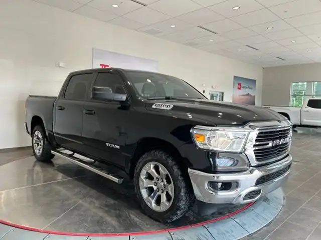 2021 RAM 1500 Big Horn/Lone Star 4x4 Crew Cab 5'7's photo