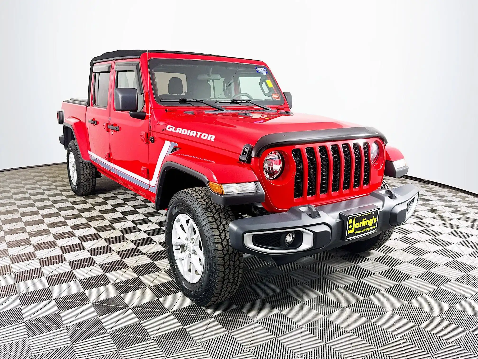 2023 Jeep Gladiator Sport S's photo