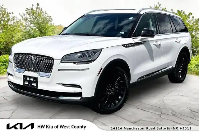 2022 Lincoln Aviator AWD's photo