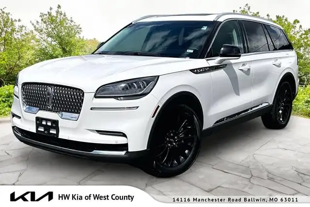 2022 Lincoln Aviator AWD's photo