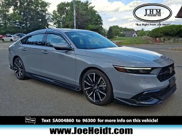 2025 Honda Accord Hybrid Touring's photo