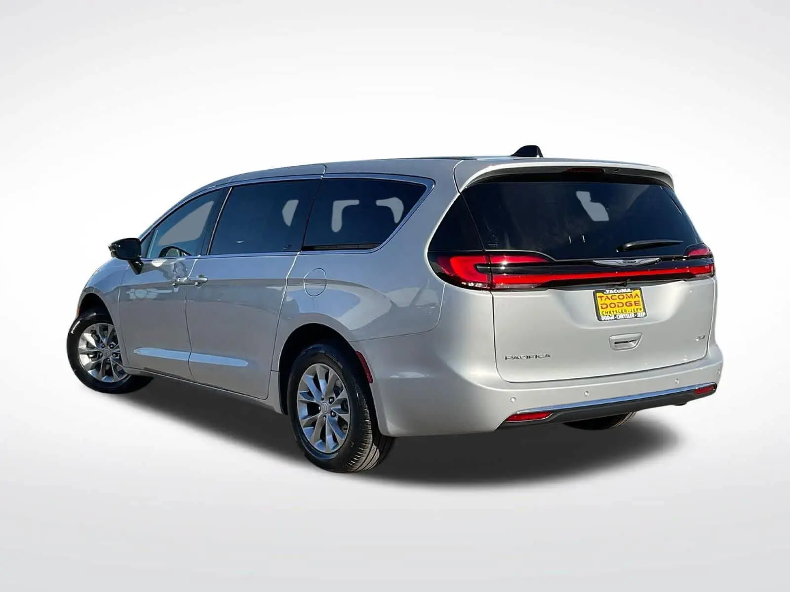 2026 Chrysler Pacifica Select AWD photo 3