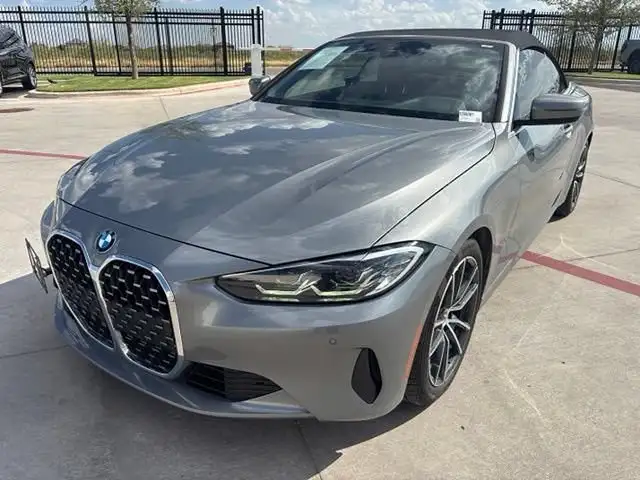 2023 BMW 4 Series 430i Convertible's photo