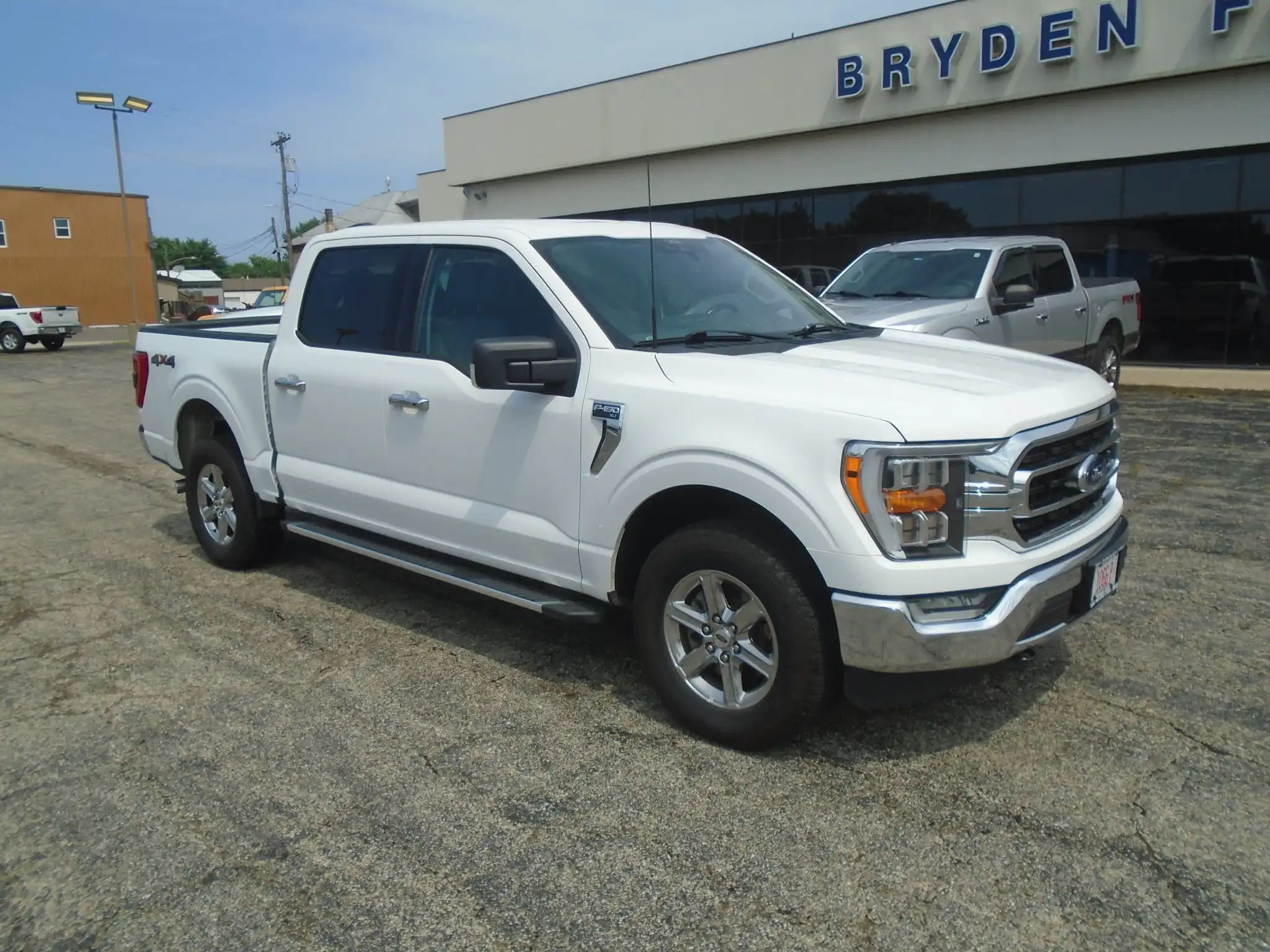 2022 Ford F-150 XLT 4WD SuperCrew 5-1/2' Box's photo