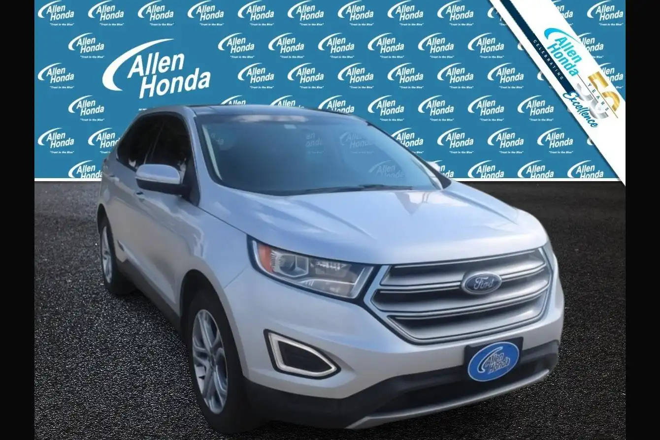 2017 Ford Edge Titanium's photo